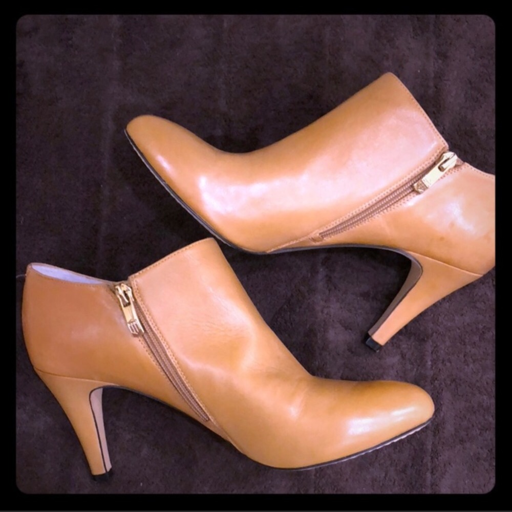Vince Camuto Booties